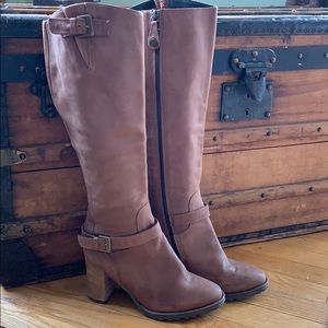 Fabianelli leather boots.